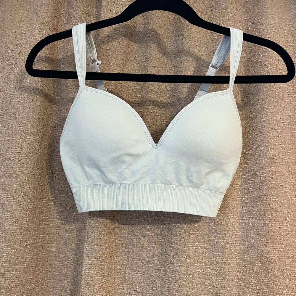 Athleta Embrace Wireless Seamless Bra - Picture 2 of 4